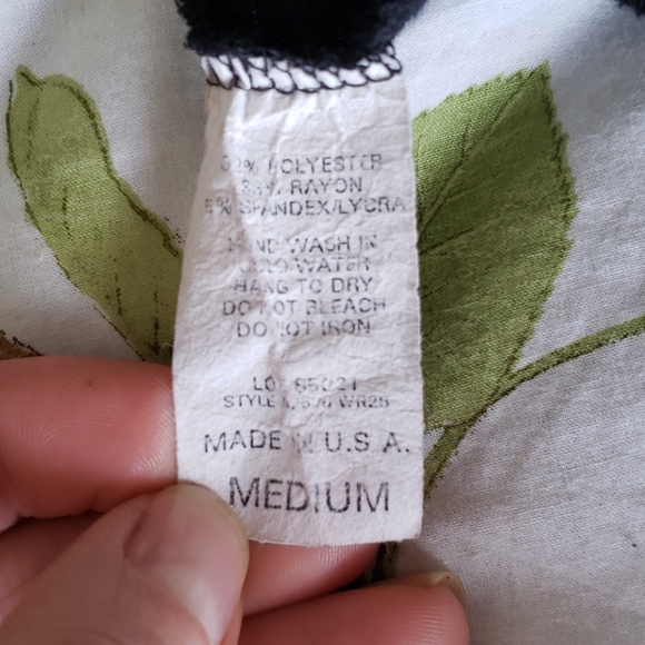 🖤 3/$15 FOREVER Top - Picture 5 of 6